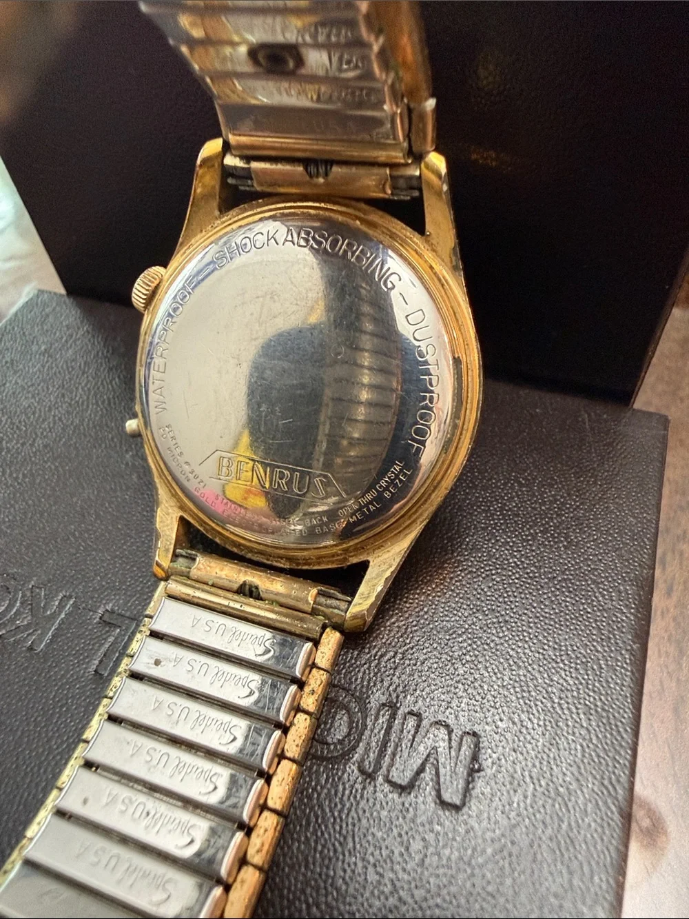 Vintage Benrus Series 3021 WristAlarm Watch Mobil Gas Pegasus Expansion Bracelet
